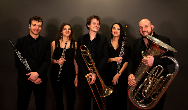 photo quintette phénix recadré