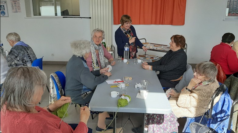 Seniors gouter de Pâques