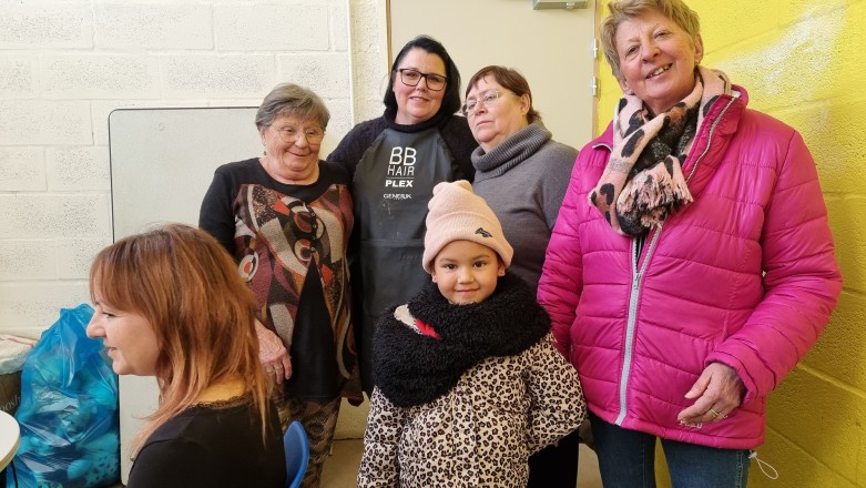 Coiffeuse solidaire 3